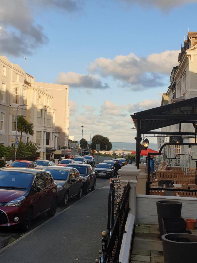 No 6 Quality Guesthouse Λαντούντνο Εξωτερικό φωτογραφία